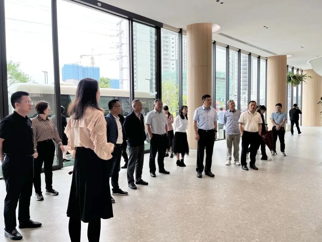 大咖来访 | 广东省市场监督管理局、河南省市场监督管理局等领导一行莅临鹰牌生活调研、指导！